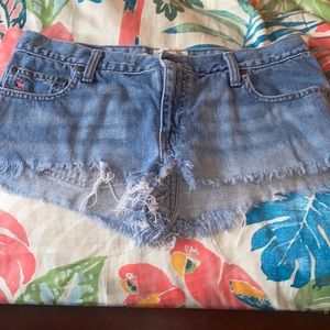 Abercrombie and Fitch cut off Jean shorts